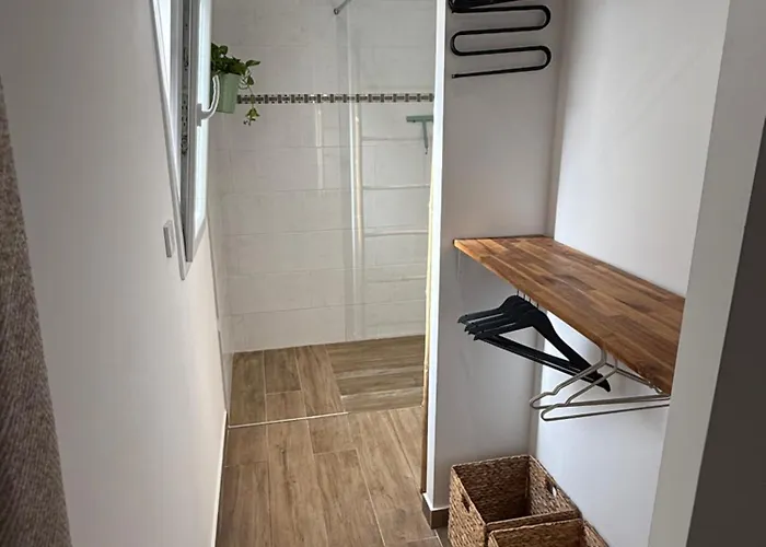 Apartment Rez De Jardin Cosy & Jacuzzi